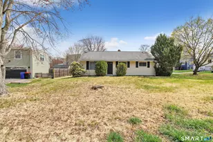 12 Hawthorne Dr, Norwalk, CT 06851 - Photo 3