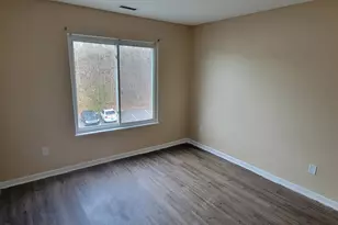 1423 Quinnipiac Ave, New Haven, CT 06513 - Photo 25