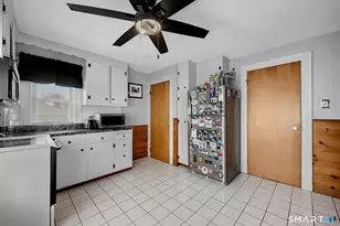 17 Layton St, West Hartford, CT 06110 - Photo 9