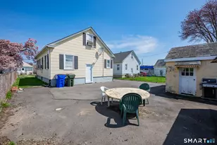 17 Layton St, West Hartford, CT 06110 - Photo 29