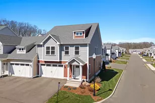 1 Newbury Ct, North Haven, CT 06473 - Photo 1