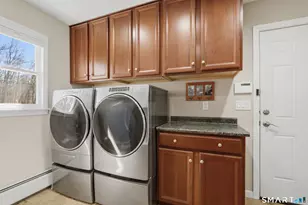 21 Shawnee Ln, Monroe, CT 06468 - Photo 23
