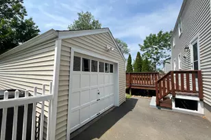 65 Buell St, North Haven, CT 06473 - Photo 11