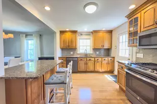 65 Buell St, North Haven, CT 06473 - Photo 7