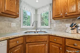 386 Georgetown Dr, Watertown, CT 06795 - Photo 3