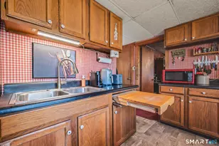 12 Booth Rd, Enfield, CT 06082 - Photo 21