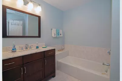 1 Mansfield Grove Road #306, East Haven, CT 06512 - Photo 17