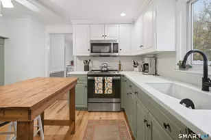 27 Fairfield Rd, West Hartford, CT 06117 - Photo 15