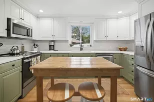 27 Fairfield Rd, West Hartford, CT 06117 - Photo 13