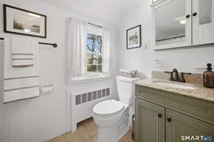 27 Fairfield Rd, West Hartford, CT 06117 - Photo 31