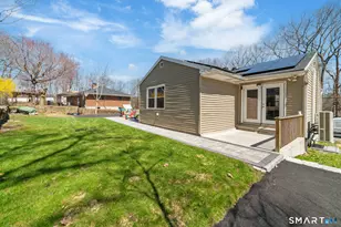 327 Lakeside Blvd W, Waterbury, CT 06708 - Photo 27