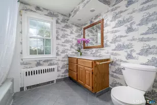 163 W Hill Rd, Stamford, CT 06902 - Photo 35