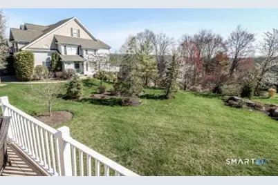 61 Woodcrest Lane #61, Danbury, CT 06810 - Photo 25