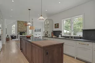 48 N Meadows Ln, Stamford, CT 06903 - Photo 11