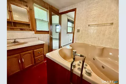 403 Woodtick Road, Waterbury, CT 06705 - Photo 15