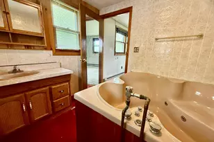 403 Woodtick Rd, Waterbury, CT 06705 - Photo 15