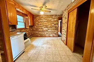 403 Woodtick Rd, Waterbury, CT 06705 - Photo 7