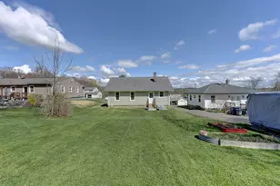 19 Hickory St, Plymouth, CT 06786 - Photo 5