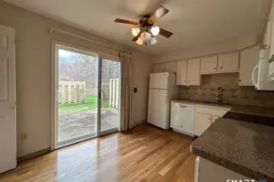 92 Founders Village, Clinton, CT 06413 - Photo 13