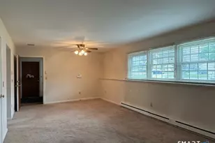 92 Founders Village, Clinton, CT 06413 - Photo 7