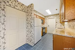12 Old Towne Rd, Cheshire, CT 06410 - Photo 11