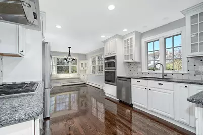 4 Ivanhoe Lane, Westport, CT 06880 - Photo 11