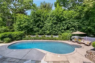 4 Ivanhoe Ln, Westport, CT 06880 - Photo 5