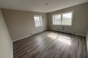 810 Atlantic St, Bridgeport, CT 06604 - Photo 3