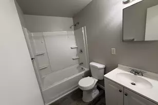 810 Atlantic St, Bridgeport, CT 06604 - Photo 9