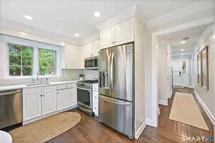 72 Summer St, New Canaan, CT 06840 - Photo 13