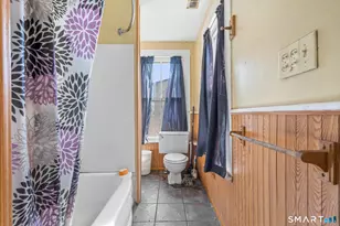 27 Harrison St, New Haven, CT 06515 - Photo 21