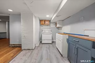 27 Harrison St, New Haven, CT 06515 - Photo 23