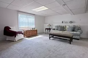 377 Piute Ln, Stratford, CT 06614 - Photo 19