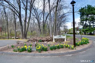 32 Farmington Chase Crescent, Farmington, CT 06032 - Photo 5