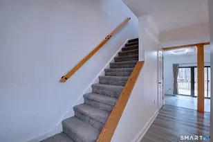 32 Farmington Chase Crescent, Farmington, CT 06032 - Photo 7