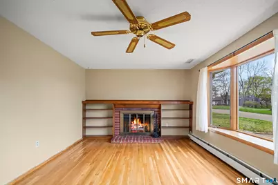 10 Nevins Avenue, Enfield, CT 06082 - Photo 11