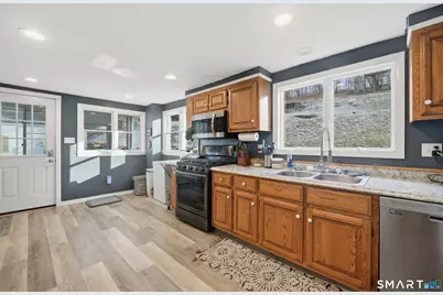 17 Spruce Street, Vernon, CT 06066 - Photo 5