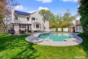 53 Oakland Dr, Trumbull, CT 06611 - Photo 3