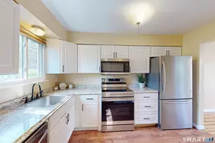 10 Monika Ln, Brookfield, CT 06804 - Photo 15