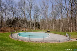 10 Monika Ln, Brookfield, CT 06804 - Photo 5