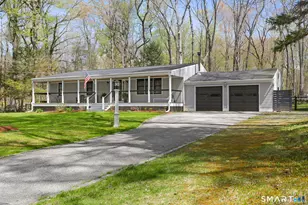 208 wildflower Ln, Fairfield, CT 06824 - Photo 5