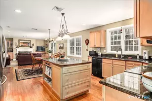 10 Ironwood Dr, Newtown, CT 06482 - Photo 13