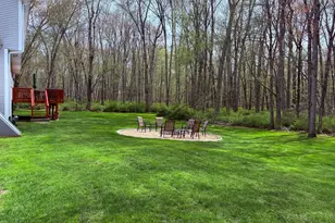 10 Ironwood Dr, Newtown, CT 06482 - Photo 39