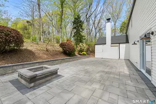 200 Joan Dr, Fairfield, CT 06824 - Photo 11
