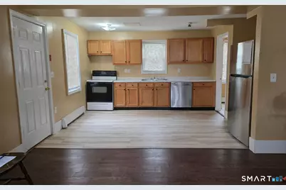 19 Goff Street, Meriden, CT 06451 - Photo 3