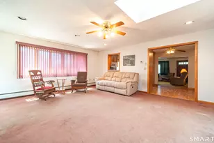 127 Bee St, Meriden, CT 06450 - Photo 7