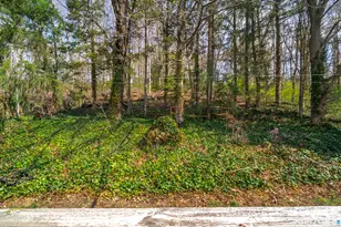 127 Bee St, Meriden, CT 06450 - Photo 33