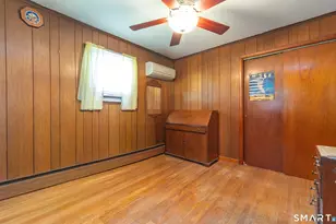 127 Bee St, Meriden, CT 06450 - Photo 27