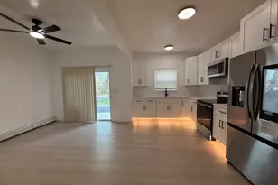 8-12 Sterling St, Hartford, CT 06112 - Photo 5