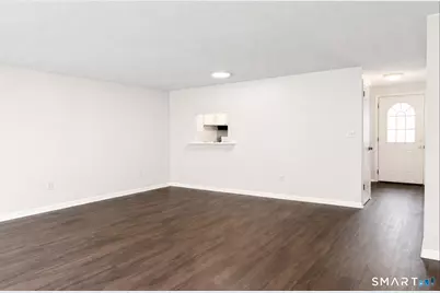 16 East Gate Lane #16, Hamden, CT 06514 - Photo 3